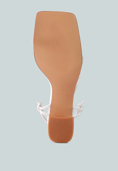 Piri Toe Ring Tie Up Block Sandals